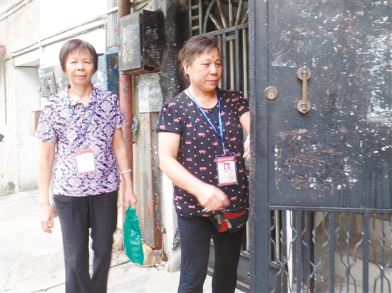 “志愿楼长”搭建起居委会和居民之间沟通的桥梁。